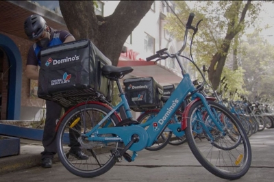 Más pizza, más sustentabilidad. Domino´s y Electrobike presentan una alianza para reducir el impacto ambiental