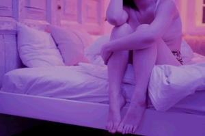 El 71% de las mujeres duermen mal durante su menstruación por miedo e inseguridad