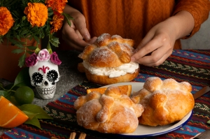 La tradición del pan de muerto ahora más fácil de preparar en casa con Chefman