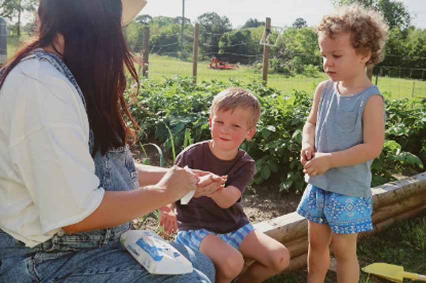 Summer Vibes: Tips de WaterWipes para una piel limpia y fresca todo el verano