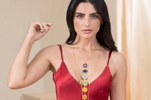 Aislinn Derbez presenta “La Magia del Caos x Morena Corazón”, su nuevo lanzamiento de joyería