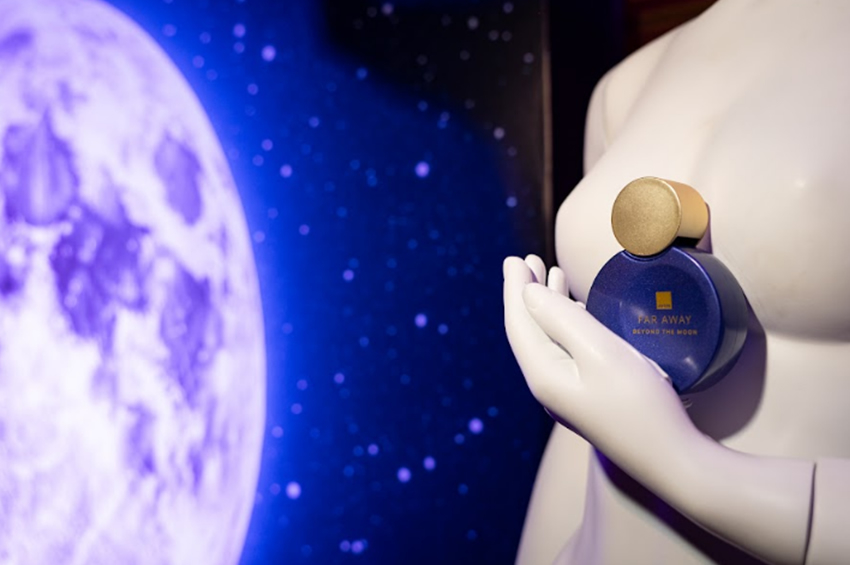 Far Away se transforma: el clásico de Avon regresa con nueva esencia y propósito