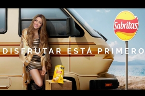 Sabritas presenta #DisfrutarEstáPrimero con Shakira de Embajadora