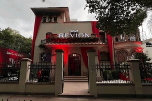 Revlon presenta: La Casa Revlon, un espacio dedicado a la belleza y el estilo